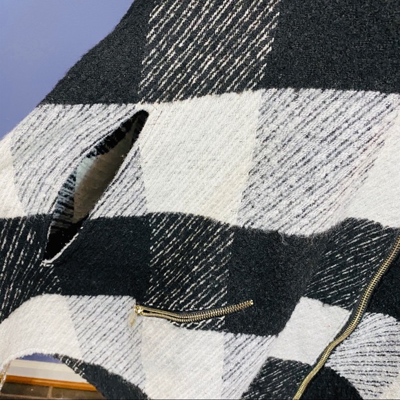 Ashley Stewart Plaid Cape Jacket Coat - Picture 6 of 7